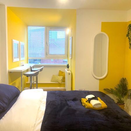 Large Modern 3 Bedroom City Centre Apartment ,Free Parking Liverpool Exterior foto